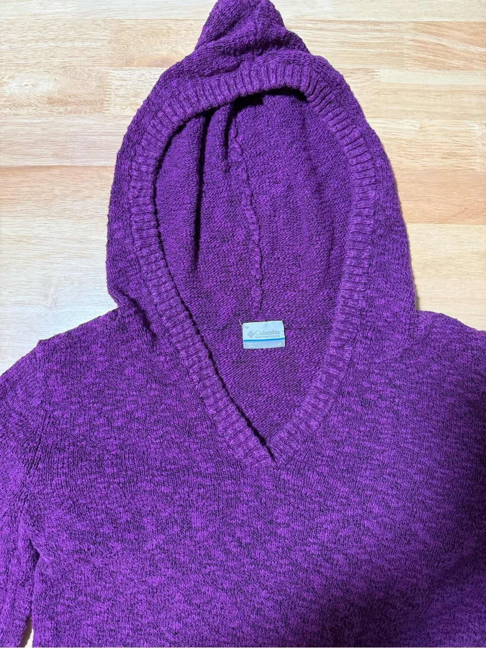Columbia Women’s Medium Purple Hooded Sweater Pullover Kangaroo Pocket